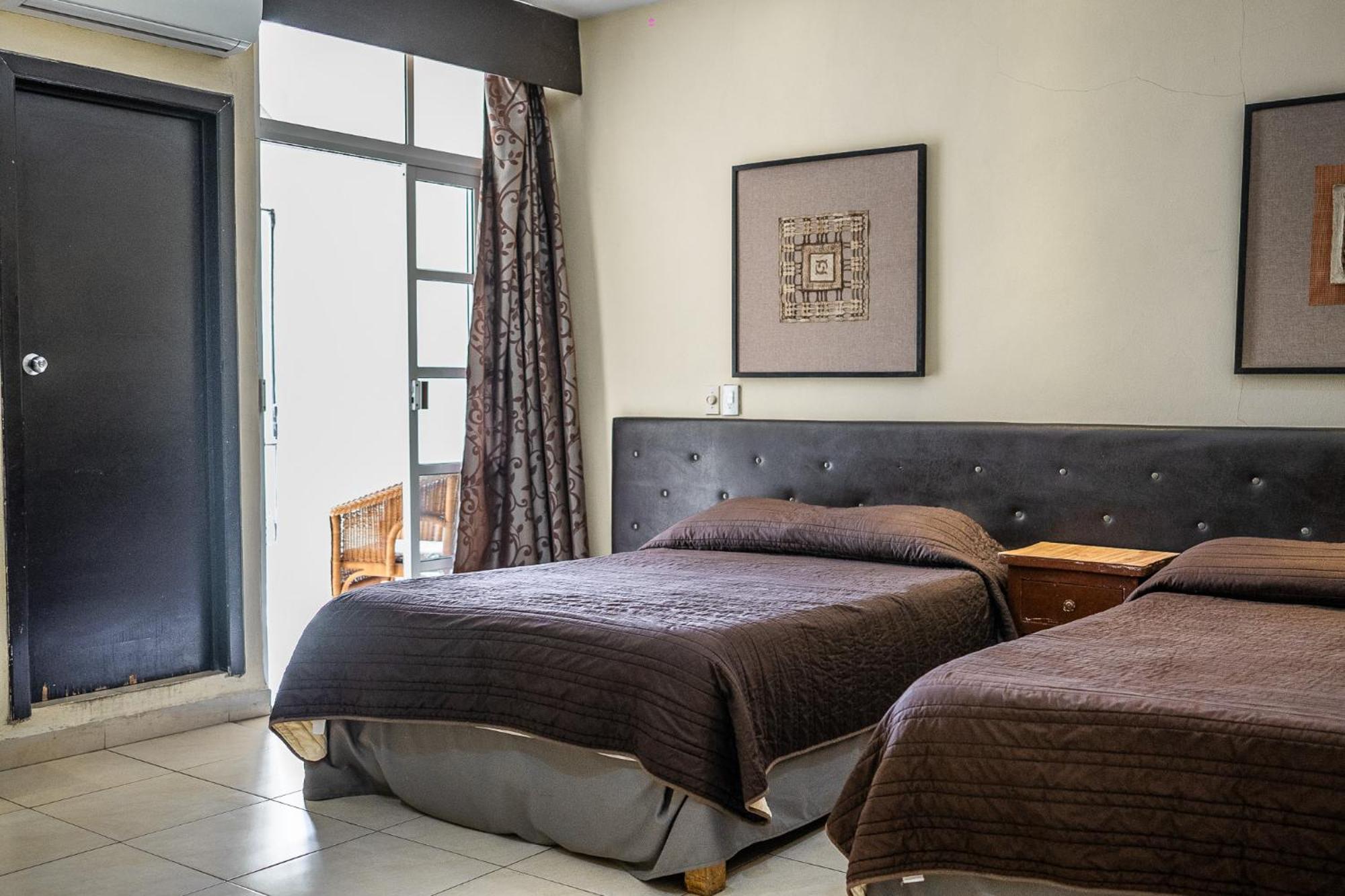 Hotel Maria De La Luz 바야돌리드 외부 사진