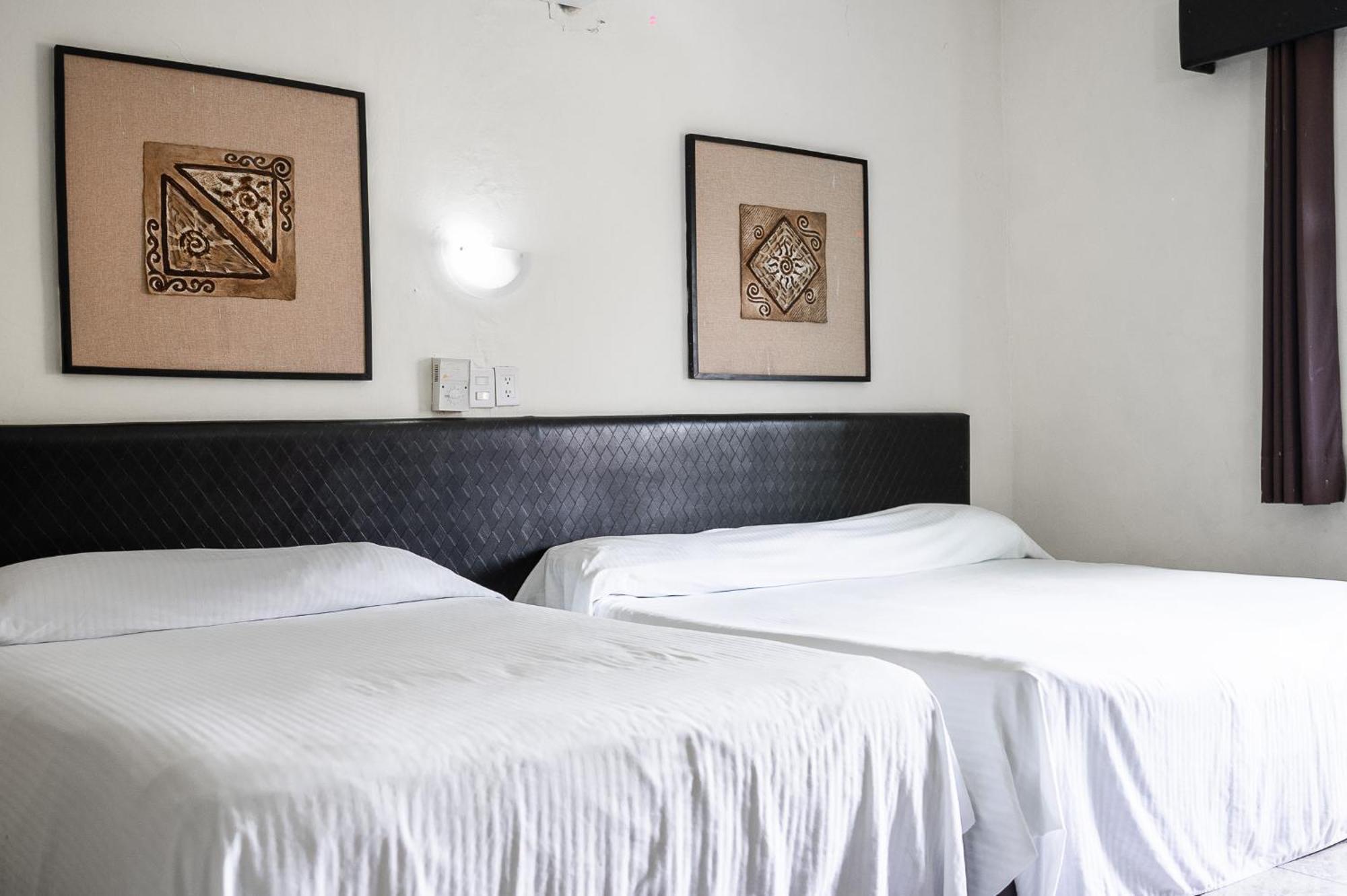 Hotel Maria De La Luz 바야돌리드 외부 사진