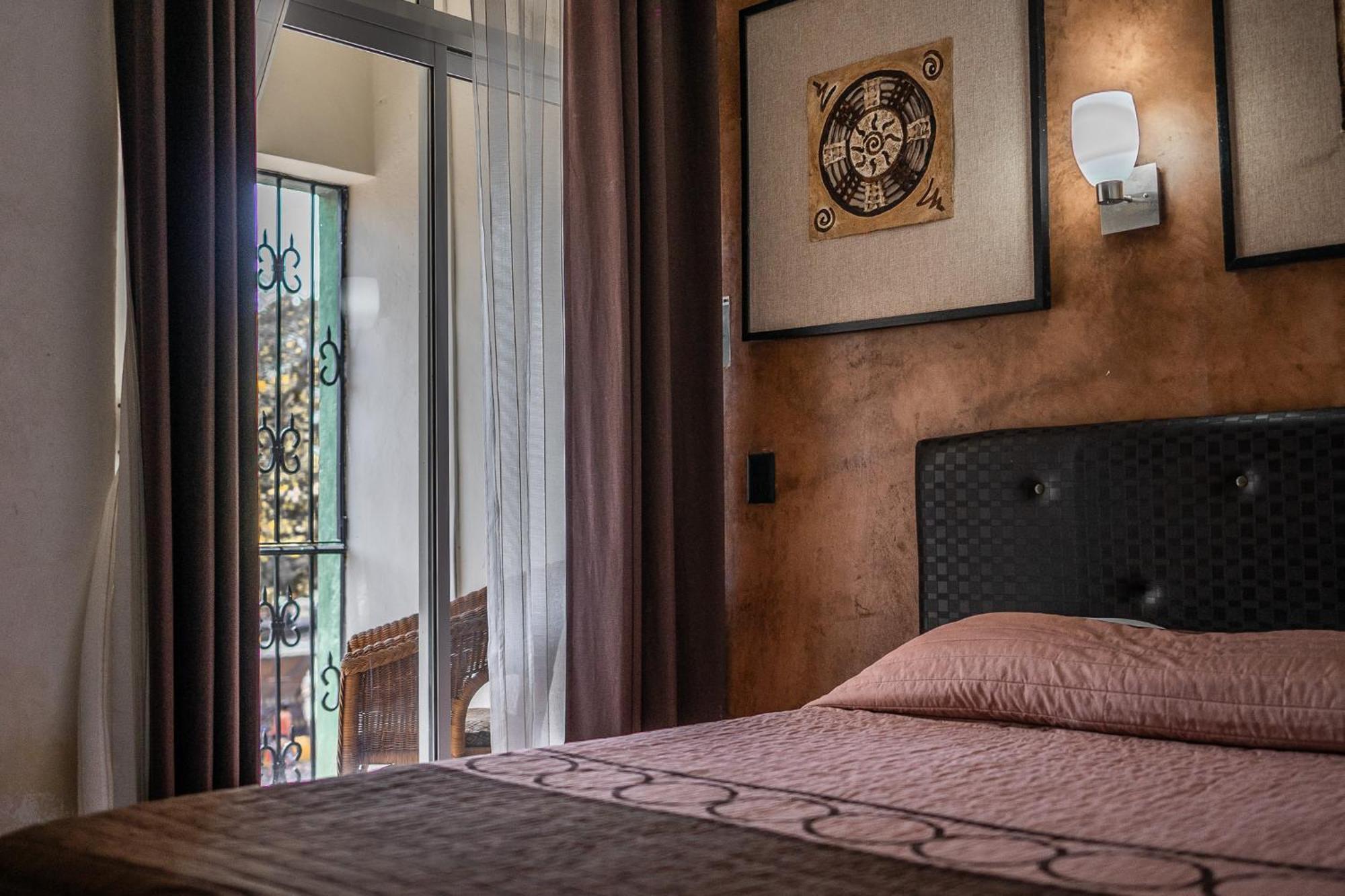 Hotel Maria De La Luz 바야돌리드 외부 사진