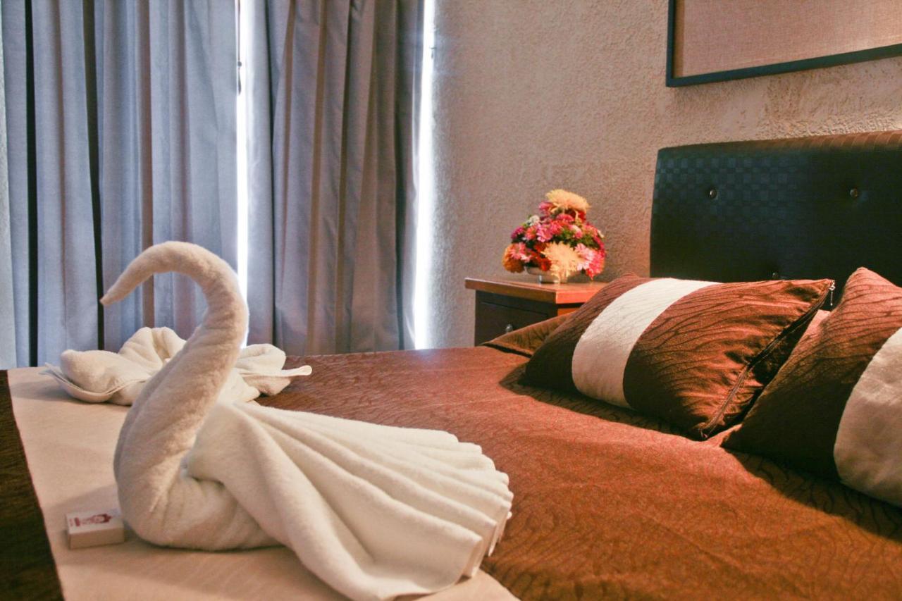 Hotel Maria De La Luz 바야돌리드 외부 사진